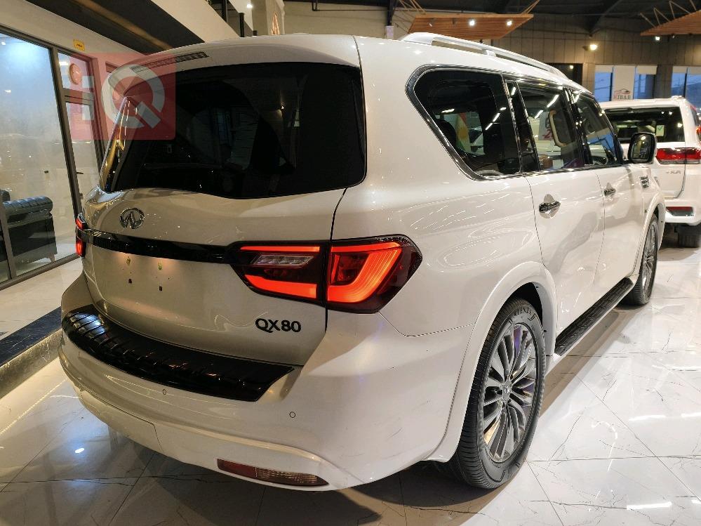 إنفينيتي QX80